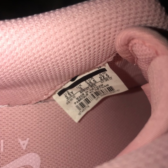 Air Force 1 Sneakers - Picture 3 of 5